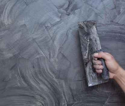 Нанесення декоративної штукатурки