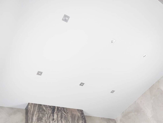 Натяжні стелі матові