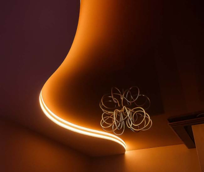 Тіньовий профіль з підсвіткою